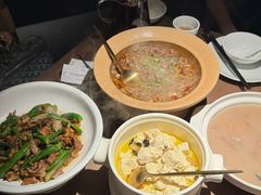 -沅江水·湖南家宴(南村万博长隆商圈店)