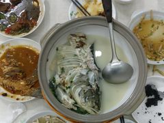-天乐农家鱼头王(天目湖店)