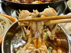 -鸿顺老铁锅美蛙鱼府(解放碑店)
