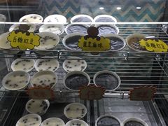 -椰爺爺·椰子冻砵仔糕