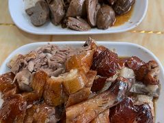 烧鹅例牌-香辉食馆(新兴路店)