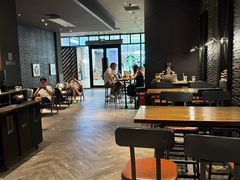 -星巴克臻选(南京金茂览秀城店)