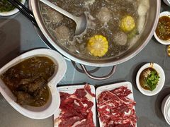 -官塘陈记鱼生·潮汕砂锅粥·牛肉火锅(潮枫路总店)