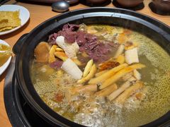 -一朵菌·野生菌探索家火锅(南亚店)