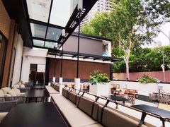 -洛缦音乐餐厅(工业展览馆万象城店)