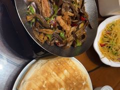 -鲁南仔·滕州炒鸡(经三路店)