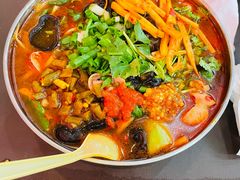 -红鼻子桂林米粉(金唐新光界店)