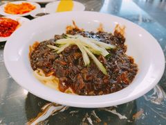 炸酱面-桃园中华料理炸酱面(燕儿岛路店)