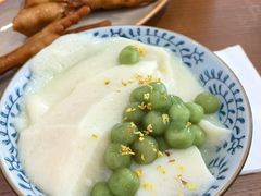 小青团冰豆腐花-李百蟹·江南蟹黄面·河景餐厅(夫子庙总店)