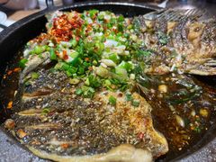 -聚鑫朋酸菜肥肠(文艺路口店)