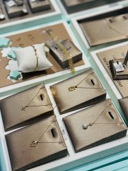 -JUNNI Studio 珠宝工坊(大学路店)