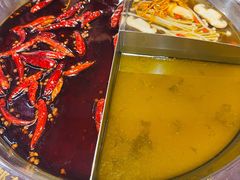 艳红酸辣三拼锅-陈艳红火锅菜·冒菜(簋街店)