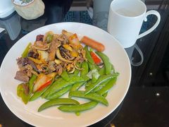 -唐拉雅秀酒店-西锦汇空中BBQ·思创餐厅