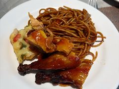 鸡腿肉-天伦松鹤大饭店·欣妮咖啡