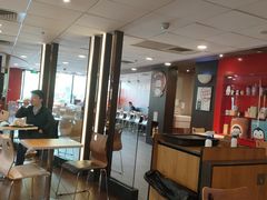 大堂-肯德基(中心书城店)