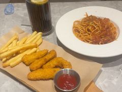 -必胜客(金鹰店)