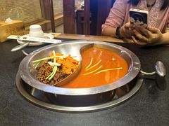 -沸炉重庆老火锅(军事博物馆店)