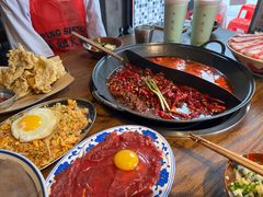 -萍姐火锅·公路夜市(武汉首店)