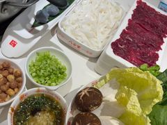 -八合里牛肉火锅(上海世茂广场店)