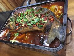 -老东镇啤酒屋海鲜加工·蒸汽海鲜·海鲜烧烤(台东店)