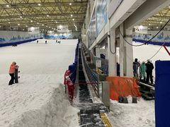 -乔波室内滑雪场