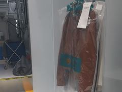 -福奈特洗衣洗鞋(宝华广场店)