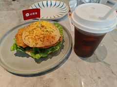 -必胜客(骡马市店)