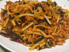 特色鱼香肉丝-桃子餐厅·天津菜(王顶堤总店)