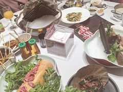 -红鼎豆捞·非遗鲍皇汤火锅(宝丰路店)