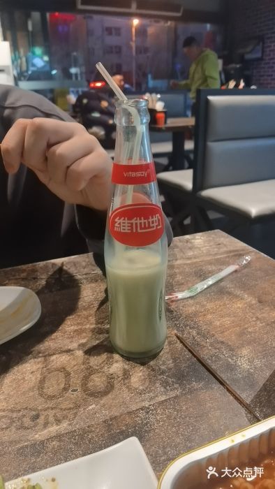 韩国烧烤碳烤生蚝(晋江市青阳味皇烧烤店)图片