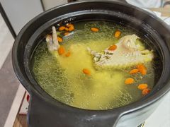 竹荪石耳土鸡汤-徽镇小厨·经典徽菜(马连道店)