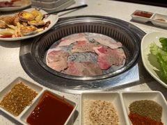 -佰烧海鲜烤肉火锅自助(世茂国际广场店)