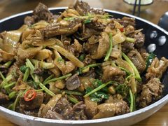 -遇龙河大樟树农家乐