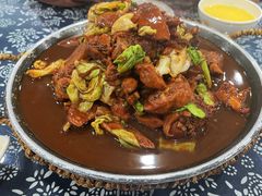 -八两八金·莱芜特色炒鸡(市南漳浦路店)