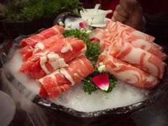 -海底捞火锅鲜切牛肉主题店(长寿路店)