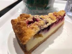 覆盆子蓝莓芝士蛋糕-宜家·瑞典风味餐厅(烟台路店)