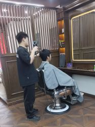 -贝勒爷专业男发