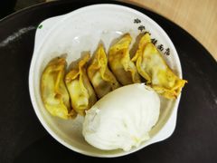 竹笋肉锅贴-蒋家桥饺面店(东关街店)