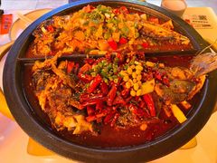 清江鱼-鸣记脆皮烤鱼·海鲜烤鱼(三八广场店)