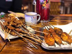 烤鸡翅-马路牙子地桌烤肉(工体店)