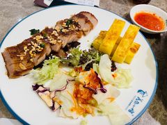 西贡炭烧烤猪颈肉配菠萝-美奈小馆·东南亚菜(福田星河COCO Park店)