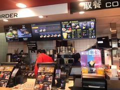 -麦当劳(虹梅路地铁站店)