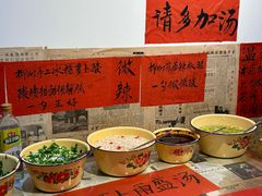 -柳州肥姨妈大骨螺蛳粉(沙河店)