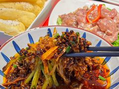 -黄记煌三汁焖锅(新佳丽江汉路店)