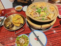 -沙胆彪炭炉牛杂煲(上海日月光广场店)