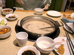 -煲大王猪肚鸡·椰子鸡火锅(红谷滩万达店)