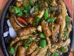 铁板鱿鱼-八张桌子(老店)