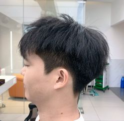 -尤司男士国潮理发馆