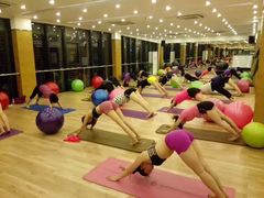 舞蹈房-途睿健身游泳俱乐部(顶峰店)