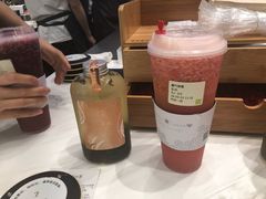 -奈雪的茶(市百一店)